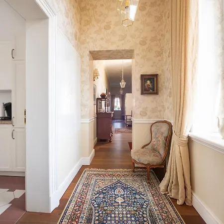 Gut Heidefeld בית אירוח