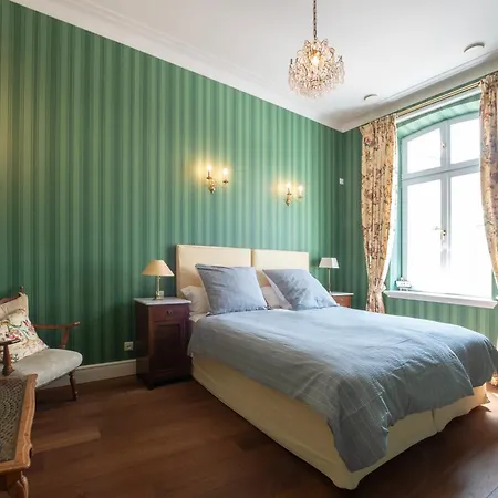 Gut Heidefeld בית אירוח *