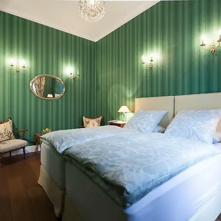 Gut Heidefeld Homestay